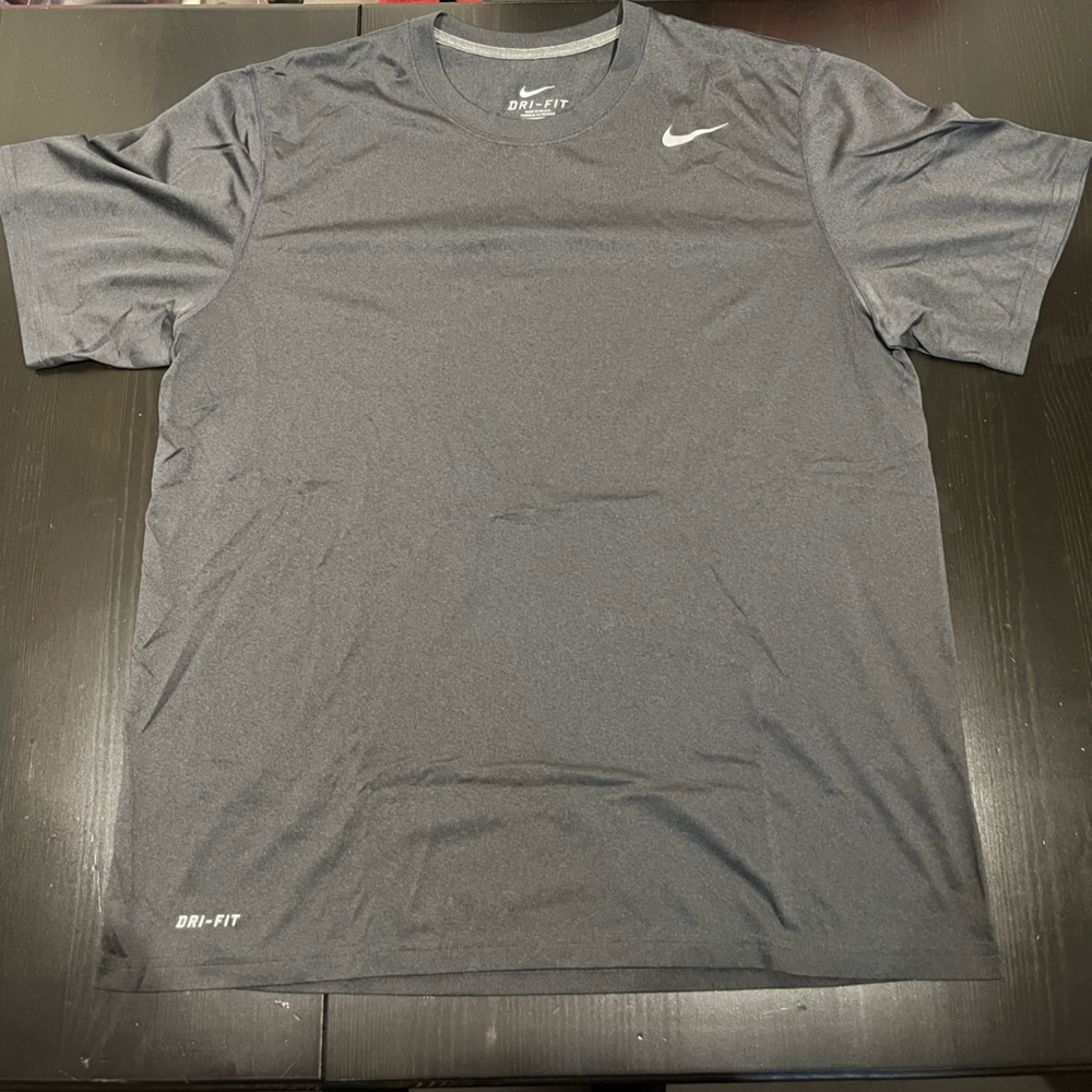 Nike T-Shirt, Large, Gray